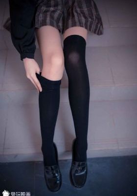 茄子视频iOS懂你更多_BD英语全集免费播放
