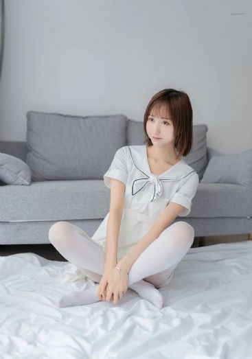 小伸进免费视频_短视频完整无删减版