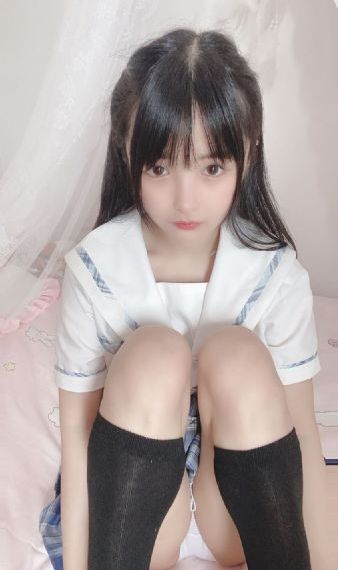 99久久伊人精品综合_日韩在线播放专区