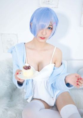 亚洲阿V最新版_免费超清在线观看